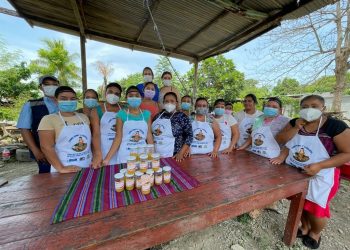 Mides ha otorgado becas a más de 8 mil estudiantes