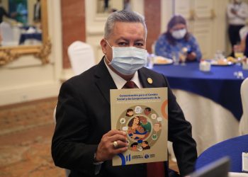 Presentan estrategia para el cambio social