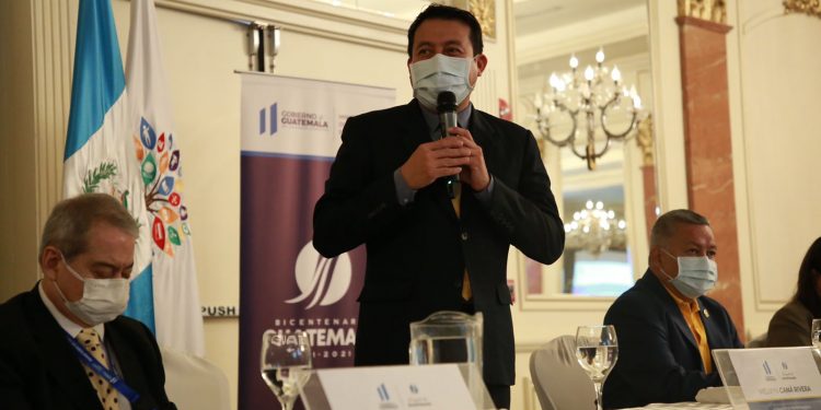 Presentan nueva ficha de evaluación socioeconómica para el Registro Social