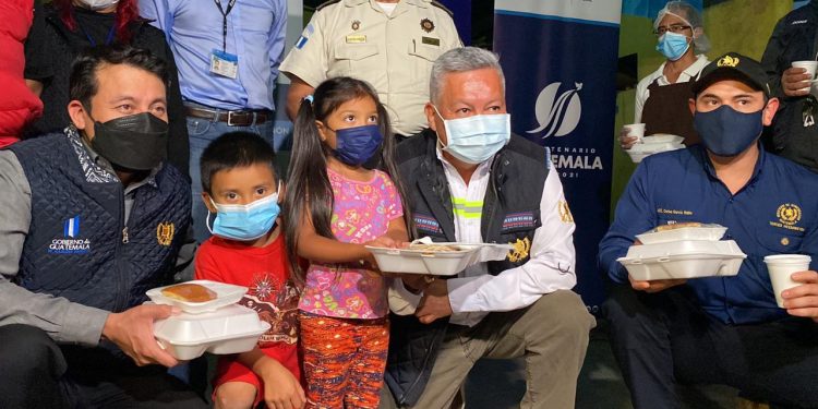 Mides y Mingob en la lucha contra el hambre y la violencia