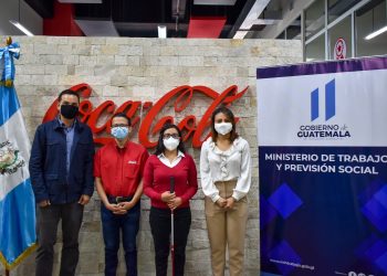 Mintrab y Coca-Cola trabajando por la inclusión laboral de personas con discapacidad