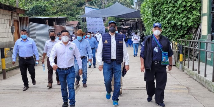 MARN verifica proyectos ambientales en la cuenca del lago de Atitlán