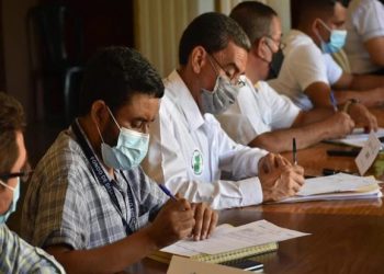 Capacitan alcaldes para proyectos de agua y saneamiento