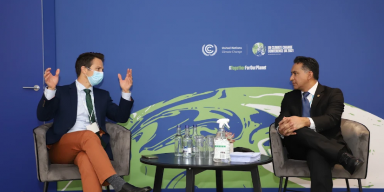 Ministro Mario Rojas Espino expande alianzas estratégicas en la COP26