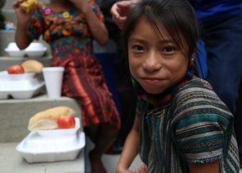 Inauguran Comedor Social en San Juan Sacatepéquez