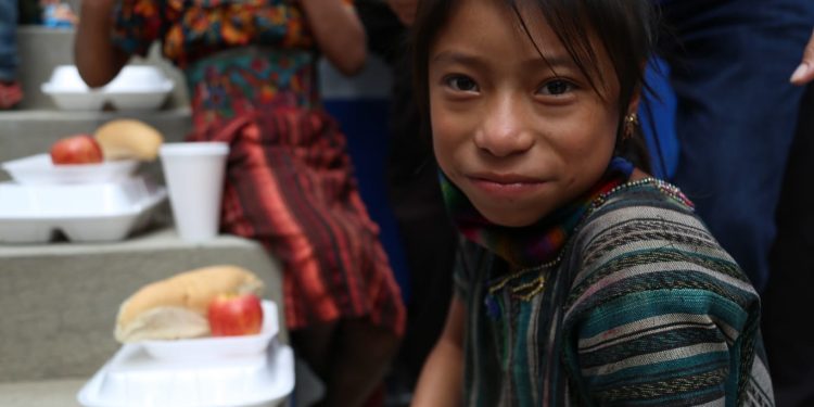 Inauguran Comedor Social en San Juan Sacatepéquez
