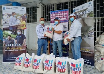 Entregan más de 600 sacos con arroz en Izabal