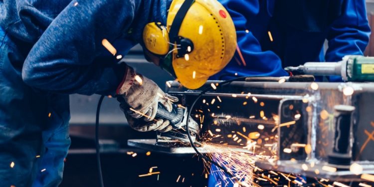 Unión Europea dona becas para capacitación técnica y certificación de competencias