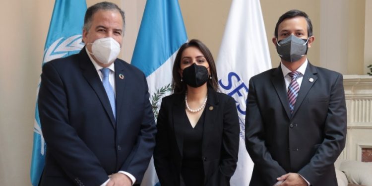 Sesan recibe visita de coordinador residente del Sistema de Naciones Unidas