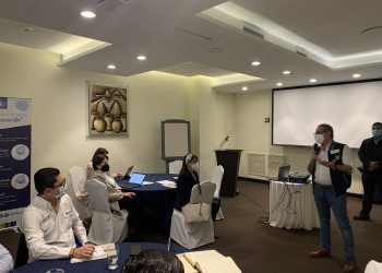 Capacitan a personal del Mides para atender de centros de acopio