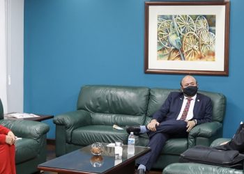 Guatemala y Australia trabajan por  un comercio más  transparente