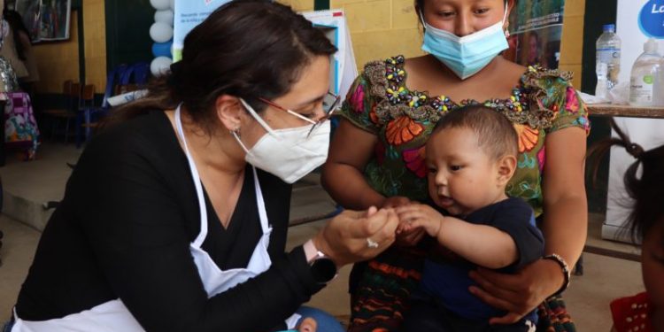 Esfuerzo interinstitucional permite que Alimento Complementario Fortificado llegue a más de 700 mil niñas y niños de todo el país