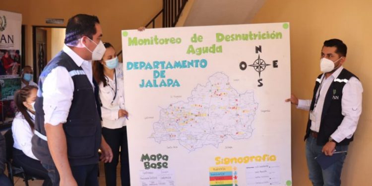 En Jalapa, titular de la Sesan analiza intervenciones junto a Delegación Departamental