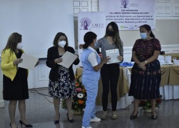 MINTRAB Y AMES CERTIFICAN A PROMOTORES DE DERECHOS HUMANOS Y LABORALES