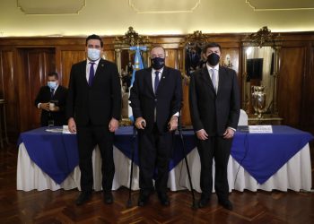 EXTRANJEROS PODRÁN SOLICITAR PERMISO DE TRABAJO EN LÍNEA