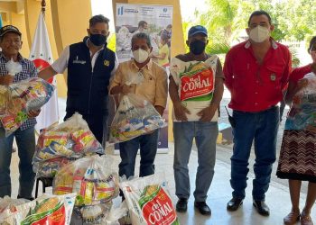 Fodes entregó alimentos en Zacapa