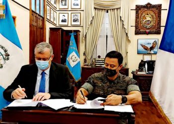 Ministerios de la Defensa de Guatemala y la República Checa suscriben Memorándum de Entendimiento para fortalecer capacidades de defensa