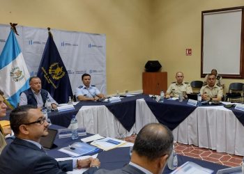Ministros de la Defensa Nacional y Gobernación se reúnen para coordinar y mejorar interoperabilidad
