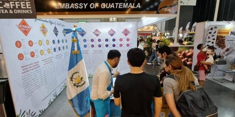 Embajada de Guatemala participa en feria de café en Tailandia