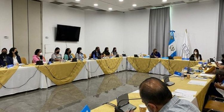 Minex participa en reunión para abordar problemática de trata de personas