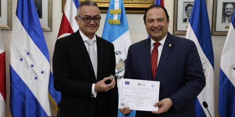 Minex e ICAP firman Convenio de Cooperación Interinstitucional