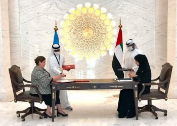 Guatemala y Emiratos Árabes Unidos acuerdan propiciar mayor acercamiento cultural y comercial