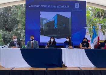 Minex participa en foro sobre movilidad humana