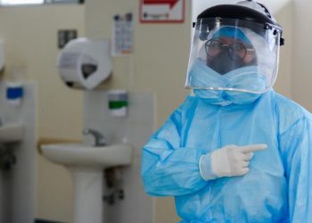 El Ministerio de Salud habilita la 4ta dosis de la vacuna contra COVID-19 para grupos priorizados