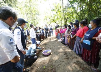 Titular de la Sesan visita Cecodii en Alta Verapaz en el marco de Acompáñame a Crecer