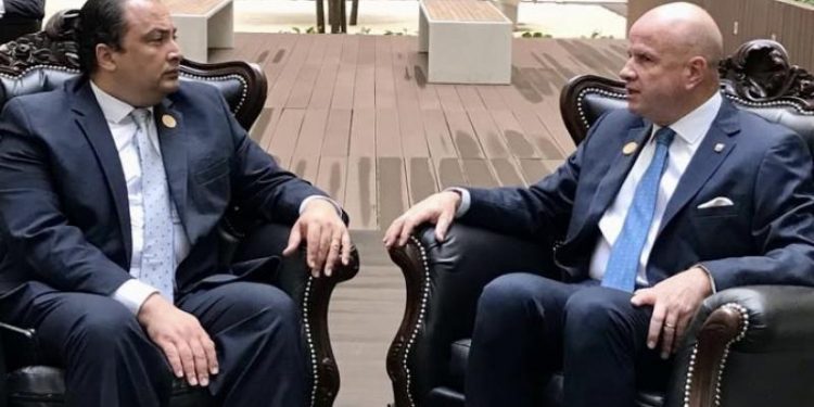 Canciller de Guatemala y el vicepresidente de Ecuador estrechan lazos de amistad