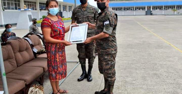 Segunda Brigada de Policía Militar entrega reconocimiento de “Visita Distinguida”