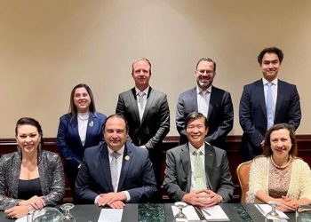 Guatemala y Costa Rica explorarán programas para promocionar el turismo regional