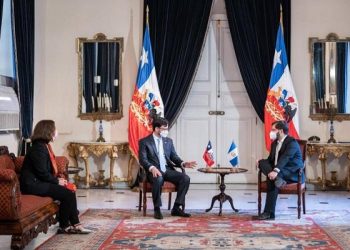 Embajador de Guatemala presenta Cartas Credenciales al presidente de Chile, Gabriel Boric