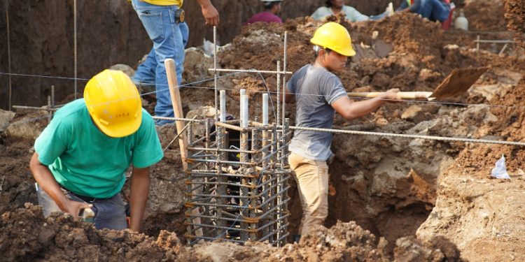 Ministerio de Comunicaciones, Infraestructura y Vivienda continúa construyendo escuelas en beneficio de los guatemaltecos
