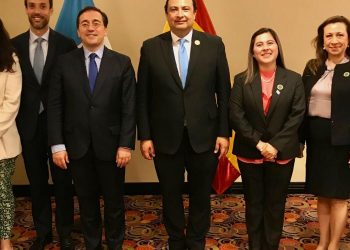 Cancilleres de Guatemala y España se reúnen en el marco de la transmisión de mando presidencial en Costa Rica