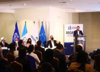 Ministerio de Comunicaciones resalta importancia de la certificación de la norma ISO 9001:2015 obtenida por SEGEPLAN