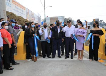 Presidente Dr. Alejandro Giammattei inaugura nuevo “Paso a Desnivel Alux”, en San Lucas Sacatepéquez