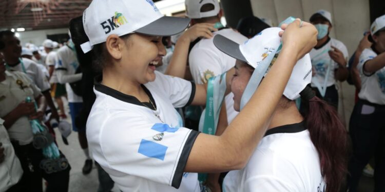 Ministro Barrientos: “Hacer deporte es la mejor decisión”