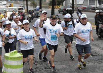 Ministro Barrientos: “Hacer deporte es la mejor decisión”