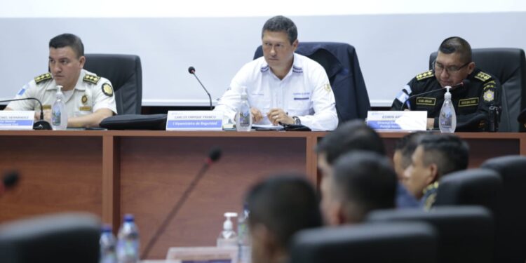 Reunión de trabajo de las Especialidades de las Subdirecciones de Operaciones e Investigación Criminal de la PNC