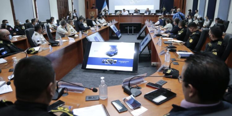 Presentan Estrategia de Transformación Policial