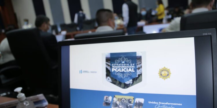 Presentan Estrategia de Transformación Policial