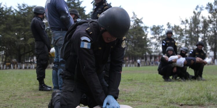 1000 agentes se suman a las especializaciones policiales
