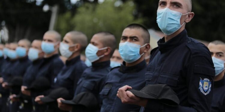 Autoridades supervisan operativos y procesos de formación en la PNC