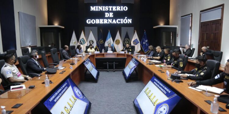 Gobernación ejecuta estrategias en el combate frontal al narcotráfico en Guatemala