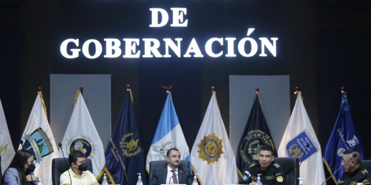Gobernación ejecuta estrategias en el combate frontal al narcotráfico en Guatemala