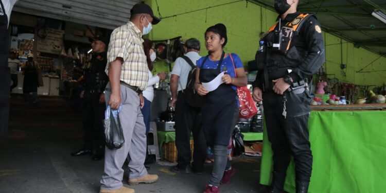 Conforman Comisión de Prevención del Delito en el mercado Sur 2