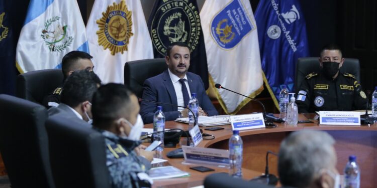 Avanza manual de procedimientos para el Control de Contenedores