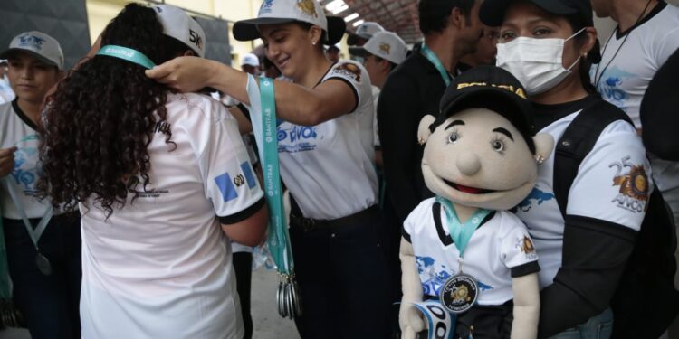 Ministro Barrientos: “Hacer deporte es la mejor decisión”