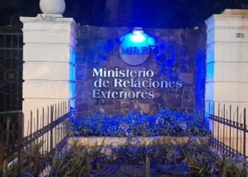 El Minex se ilumina de azul para sensibilizar sobre la trata de personas